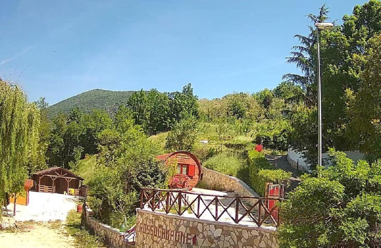 Agriturismo Rosso Lampone Cerreto Laziale Exterior photo
